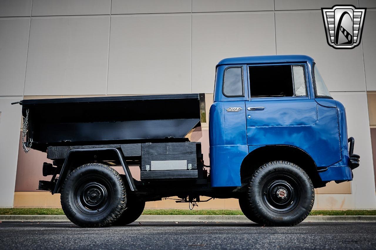 1961 Jeep FC-150 Dump Truck