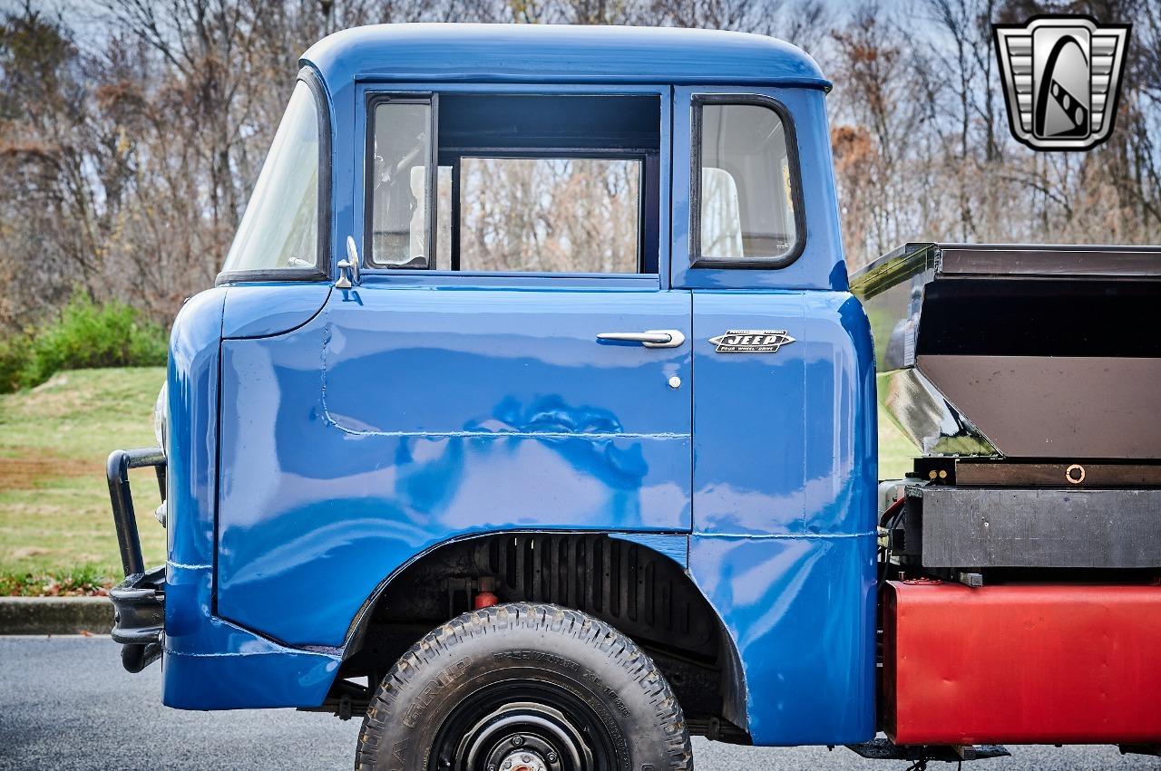 1961 Jeep FC-150 Dump Truck