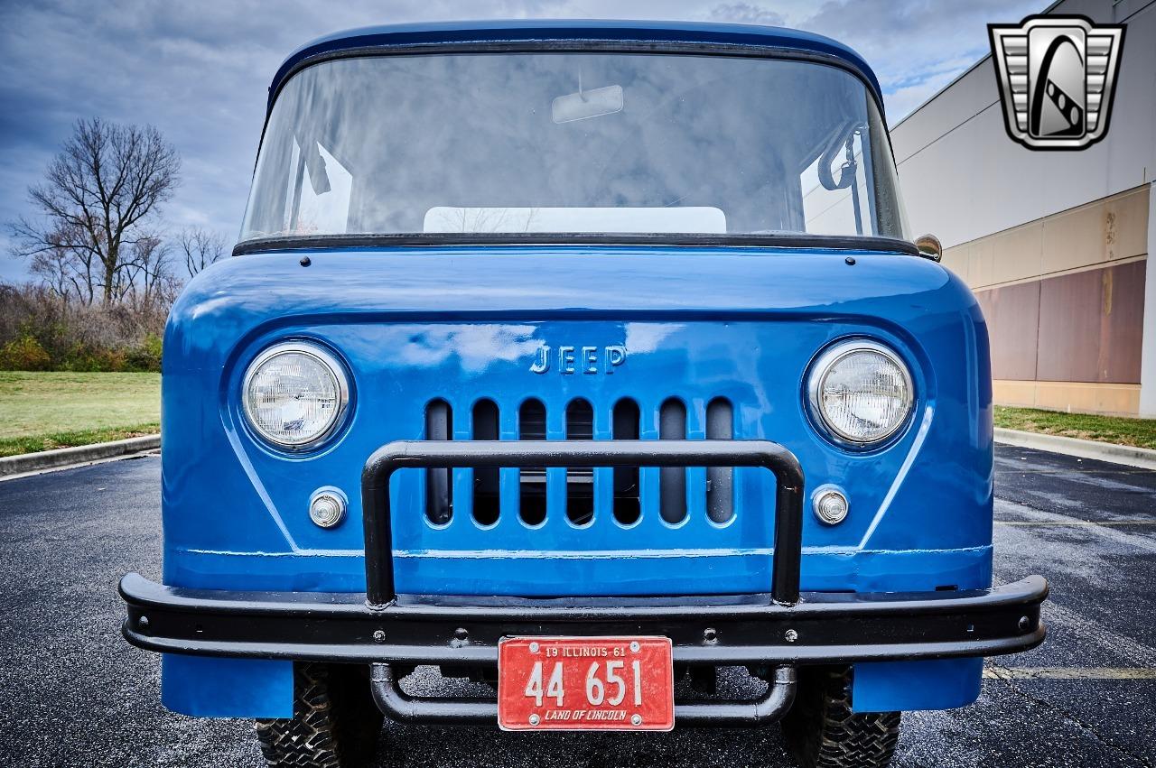 1961 Jeep FC-150 Dump Truck