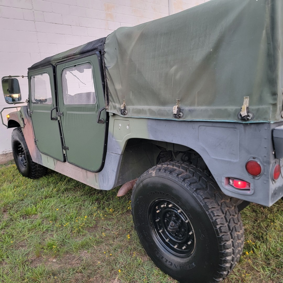 1994 AM General M998