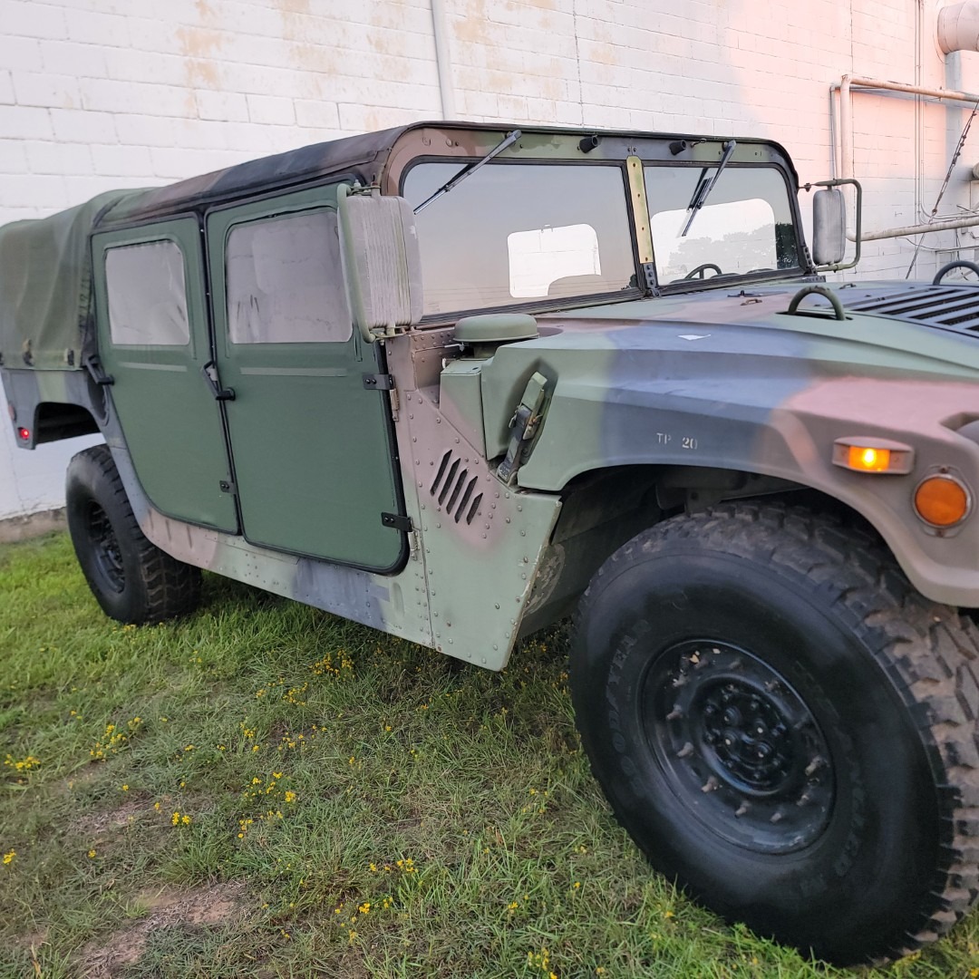 1994 AM General M998
