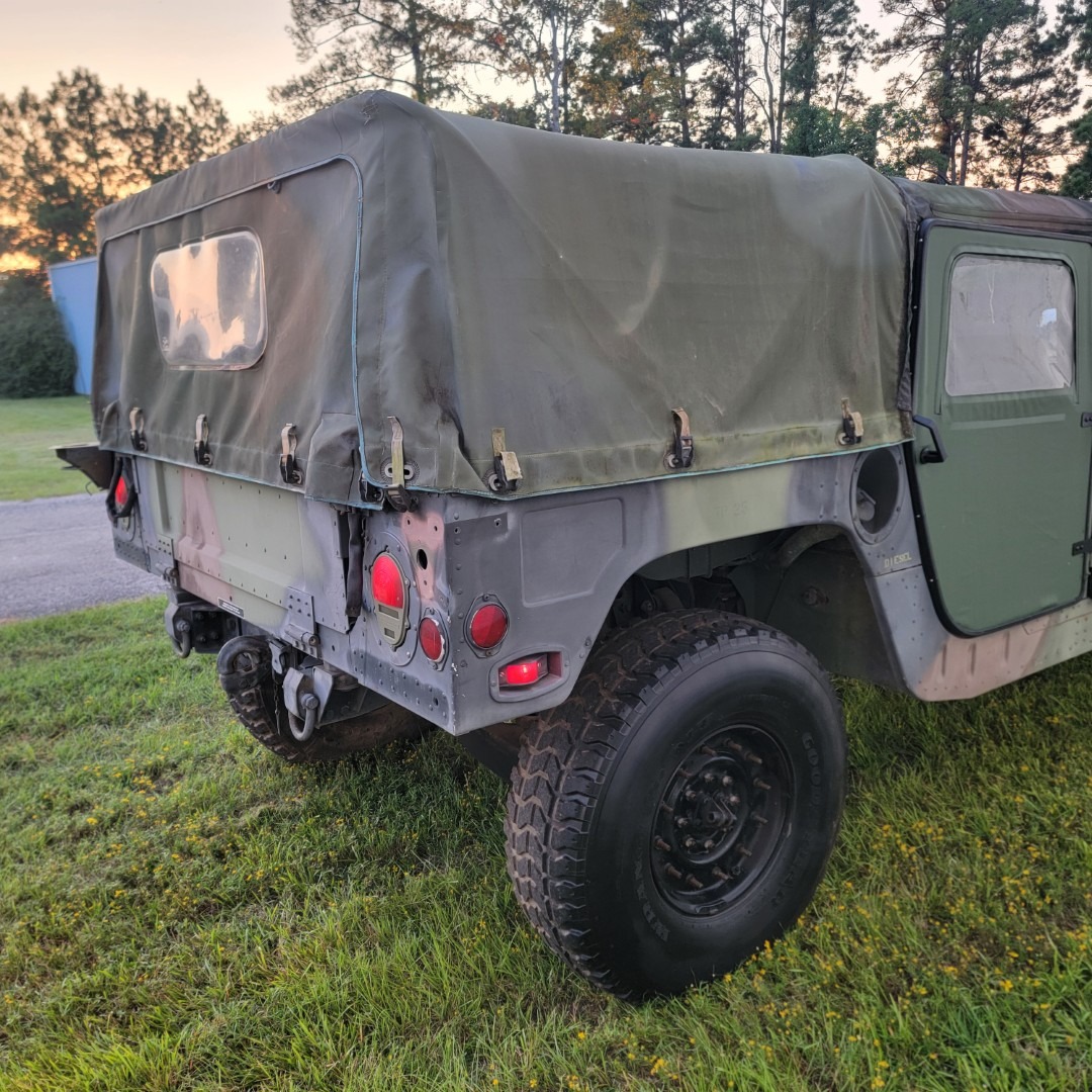 1994 AM General M998