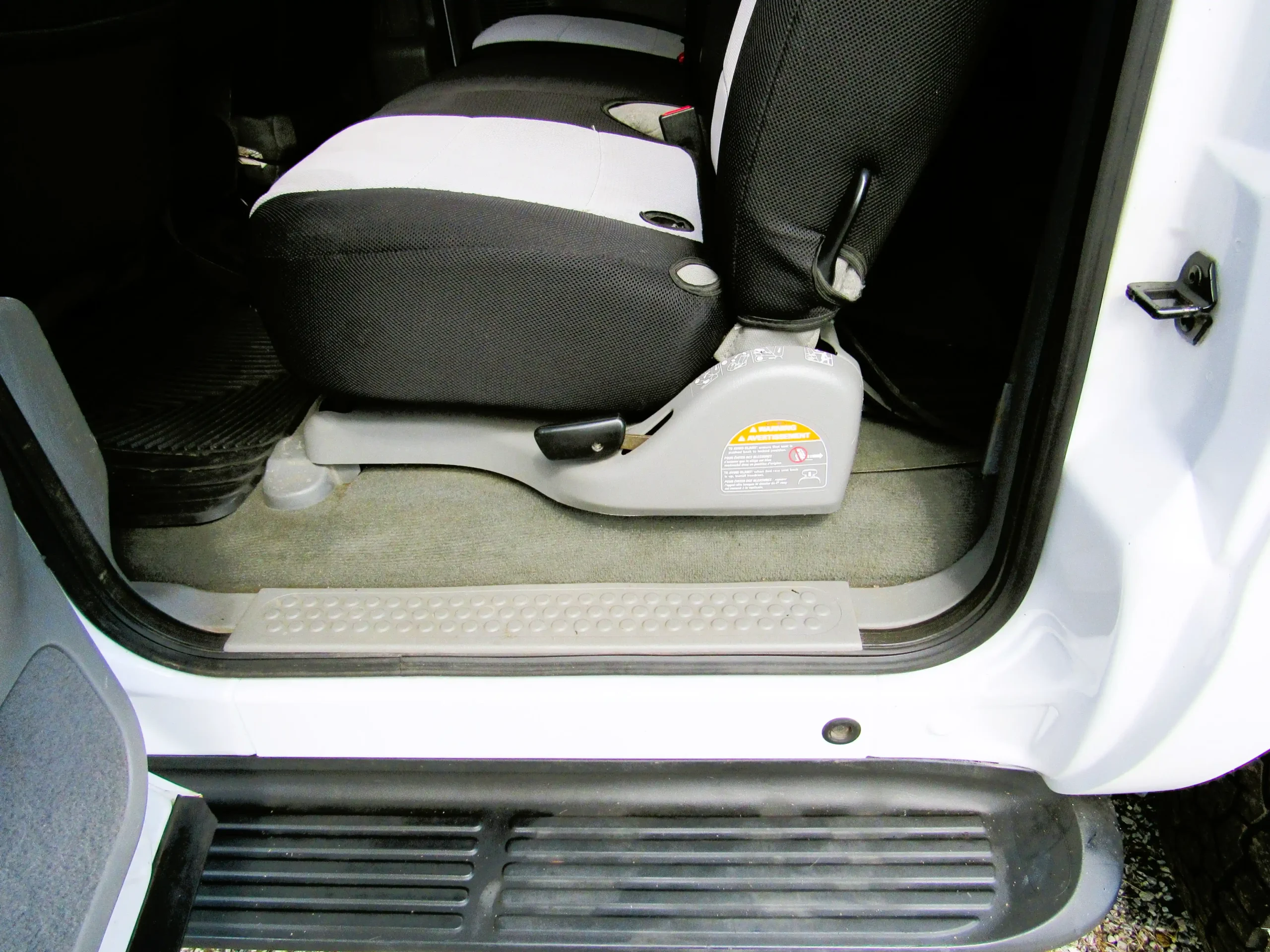 6.0L Turbo Diesel-Powered 2005 Ford Excursion XLT