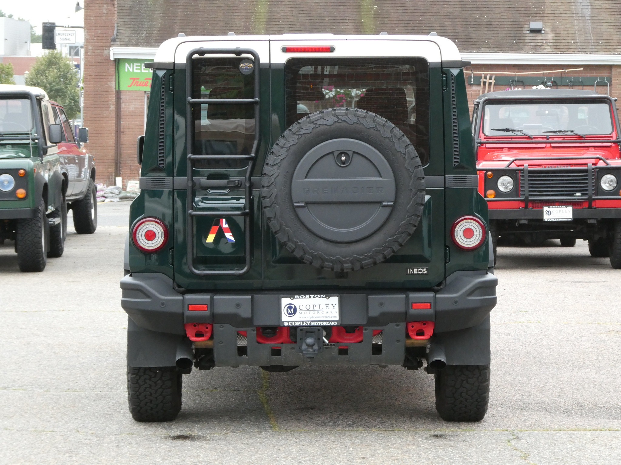 2024 INEOS Grenadier Trailmaster Edition - 3