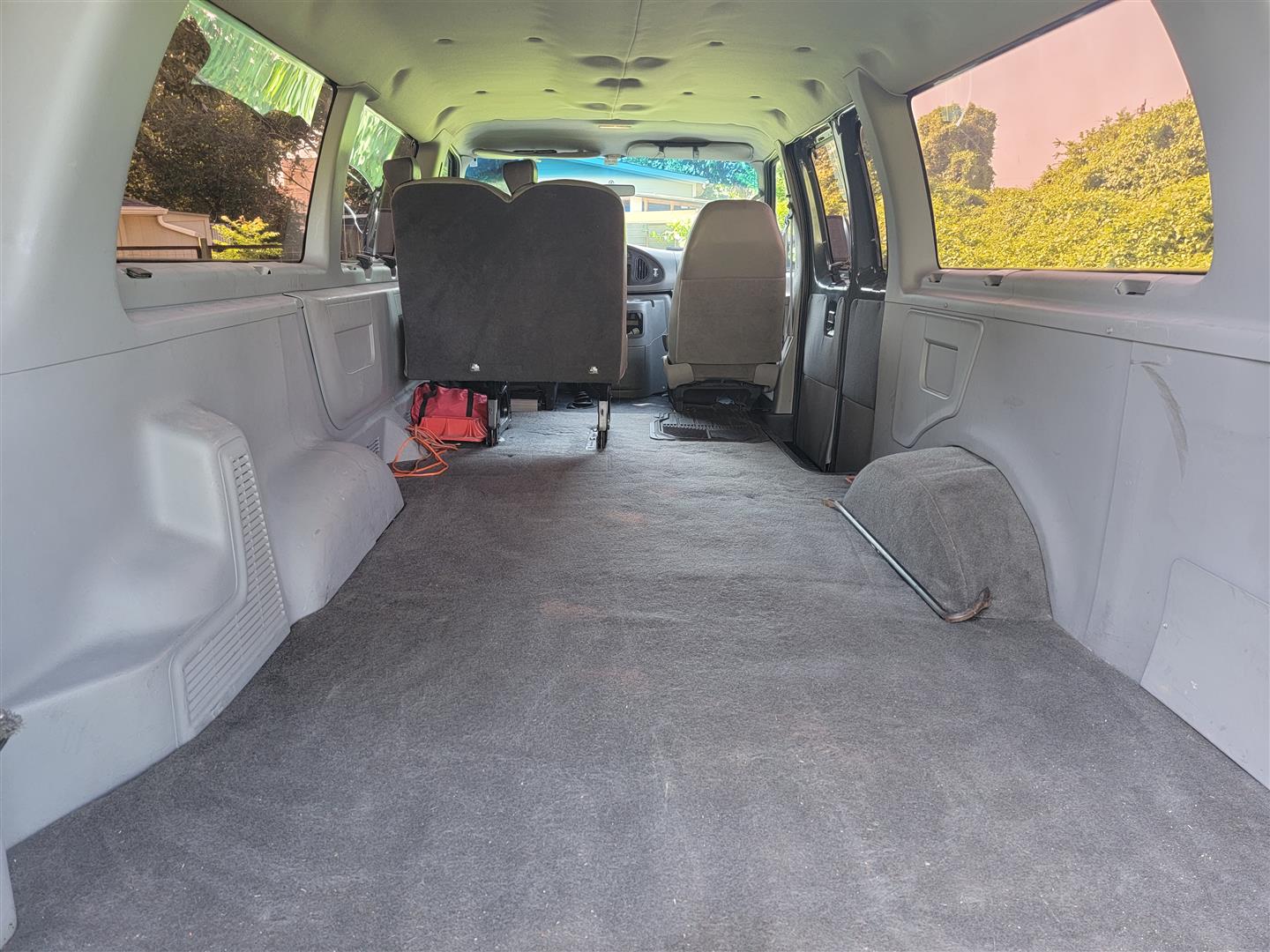 2002 Ford E-350 Super Duty