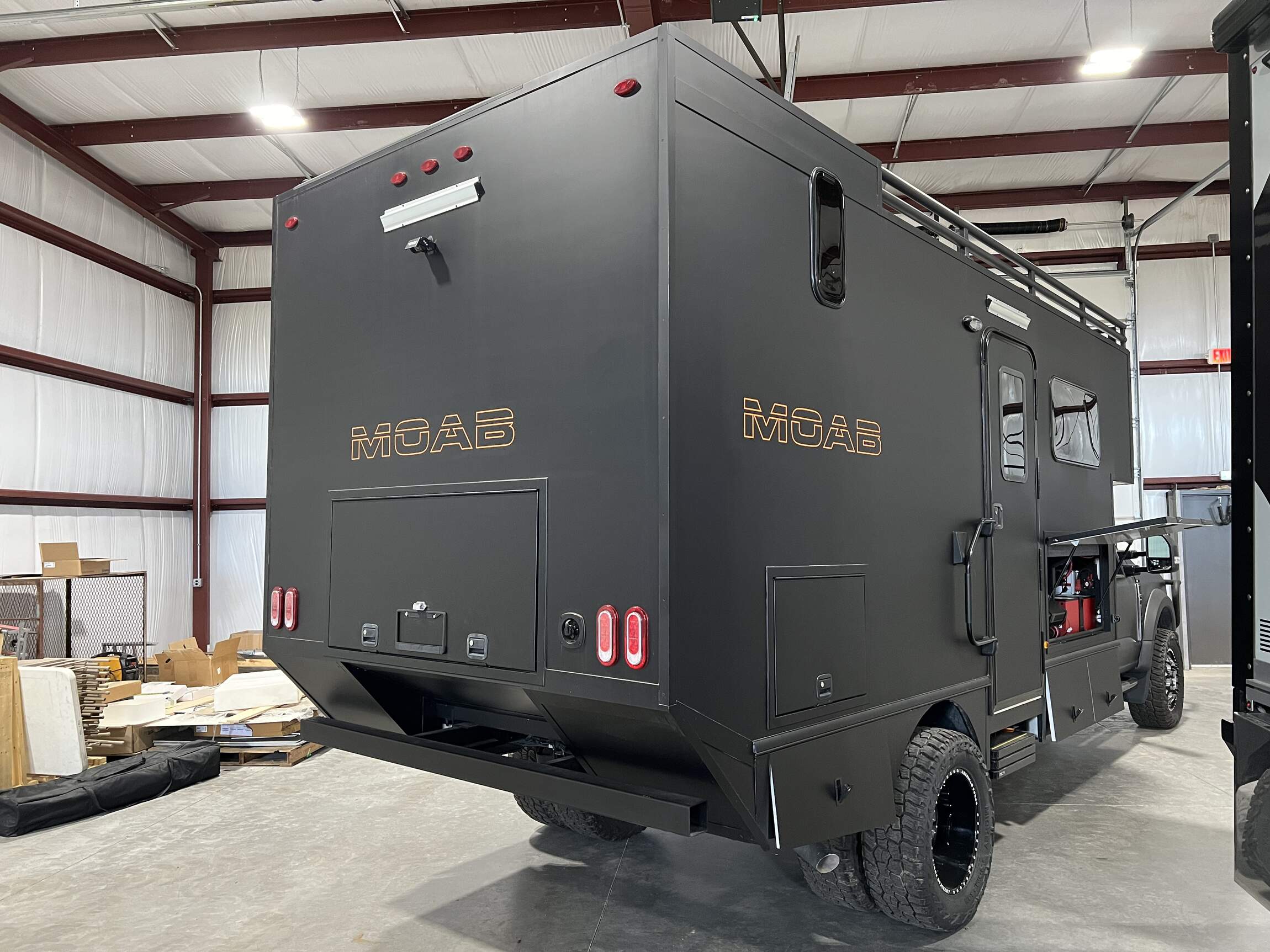 2023 Ford F-550 MOAB Trailblazer